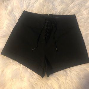 Guess shorts with tie NWOT